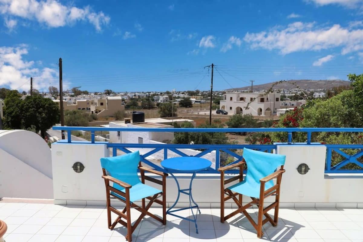 Santorini Seaside Retreat - Flora'S Summer Escape بيريسا المظهر الخارجي الصورة
