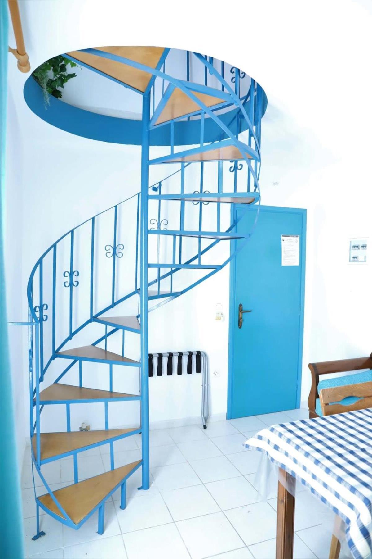 Santorini Seaside Retreat - Flora'S Summer Escape بيريسا المظهر الخارجي الصورة